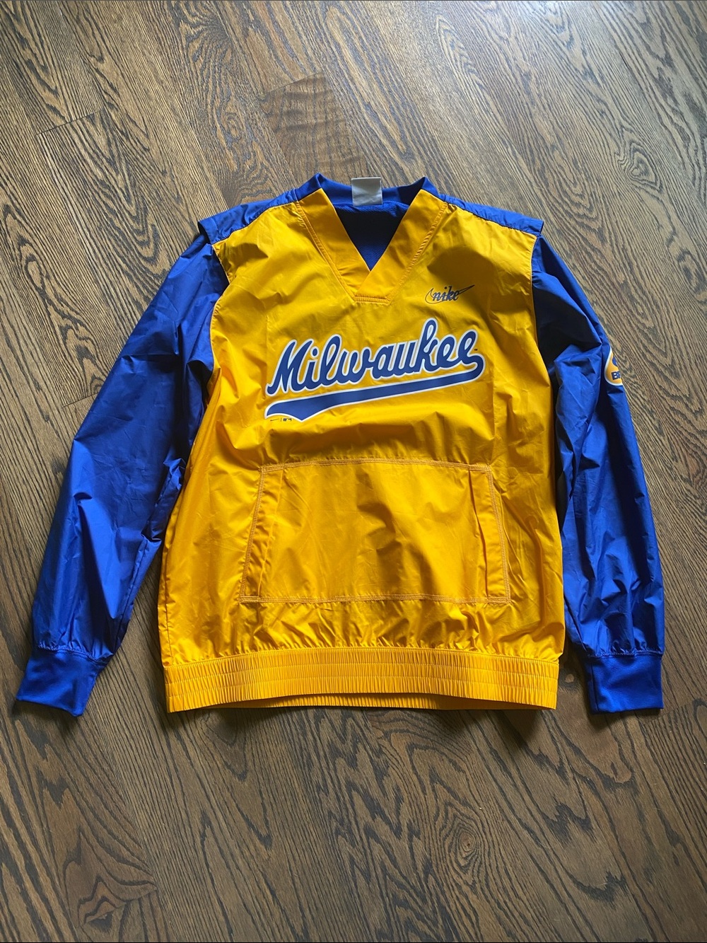 Nike Milwaukee Brewers Vintage Style Pullover